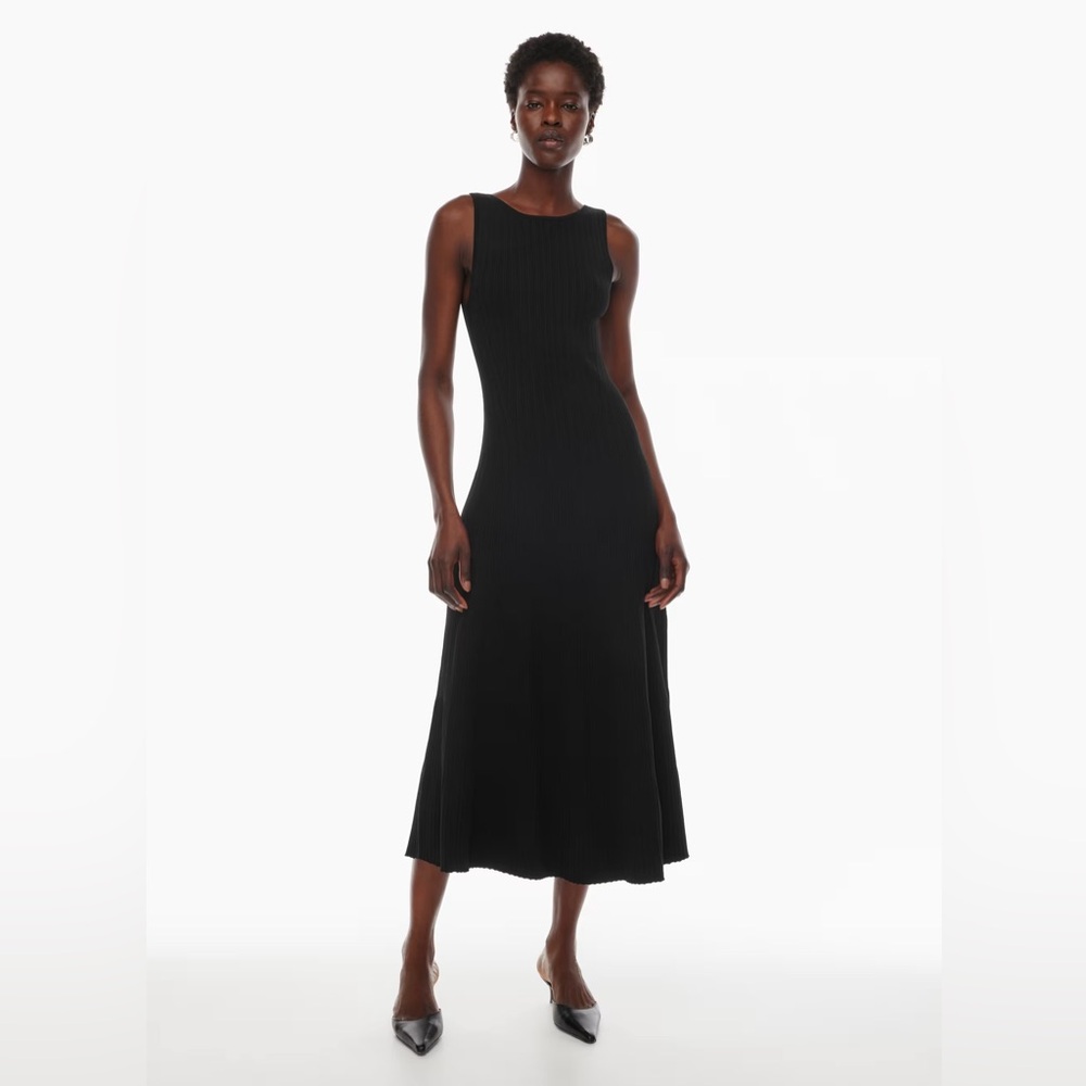 Aritzia Babaton “establish” knit maxi dress, size S